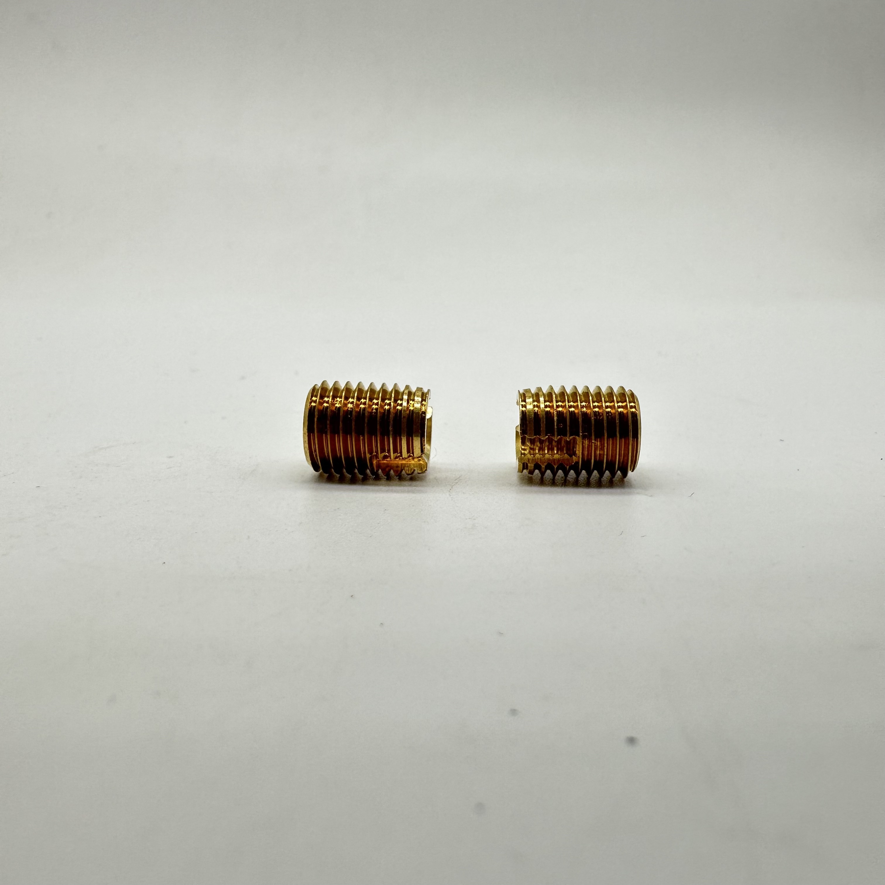 Brass insert M5x0.8 x M8x1x L 10 (5) Brass insert M5x0.8 x M8x1x L 10 (5)