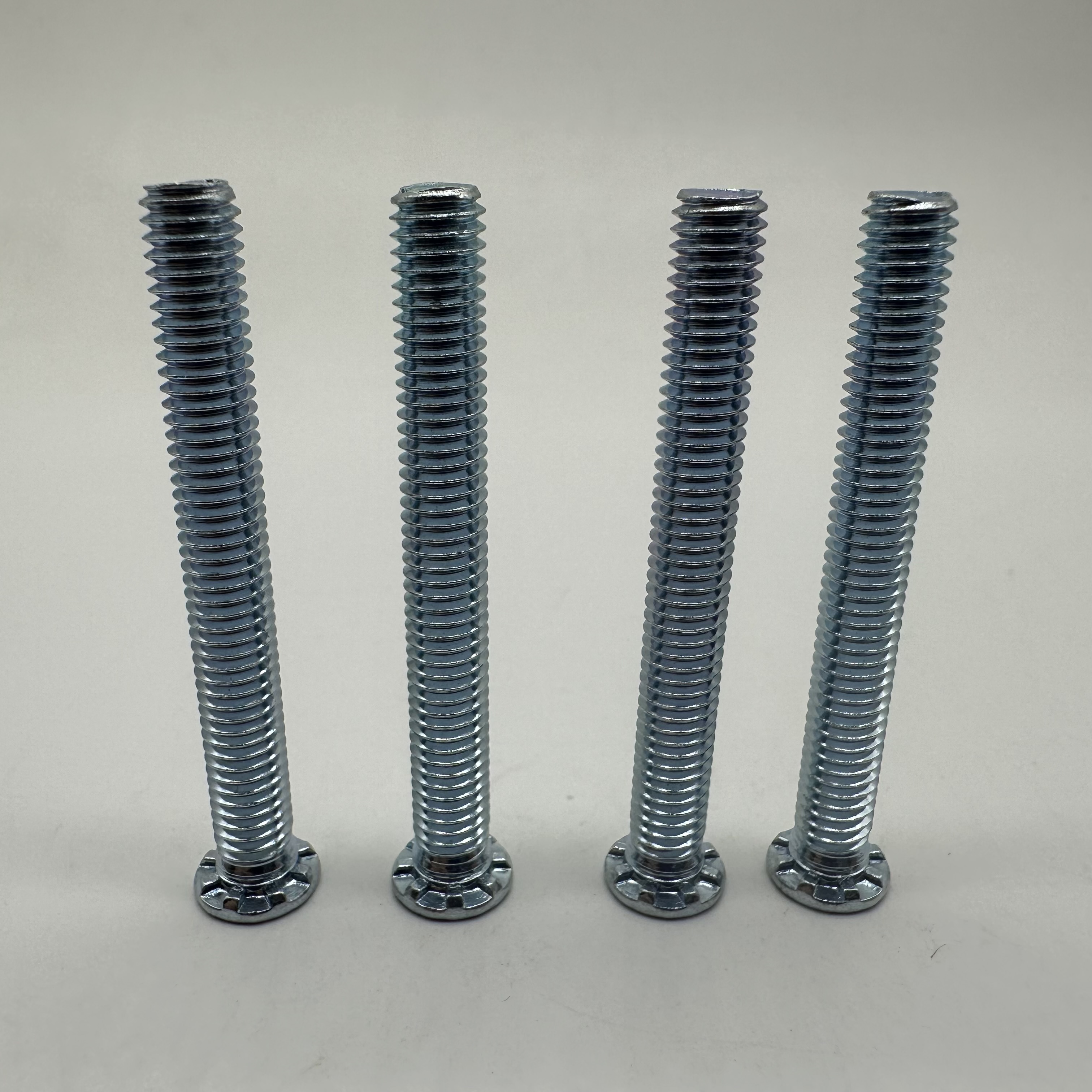 M6x50 PEM Self Clinching Stud Clinching Screw Sheet Metal Screw