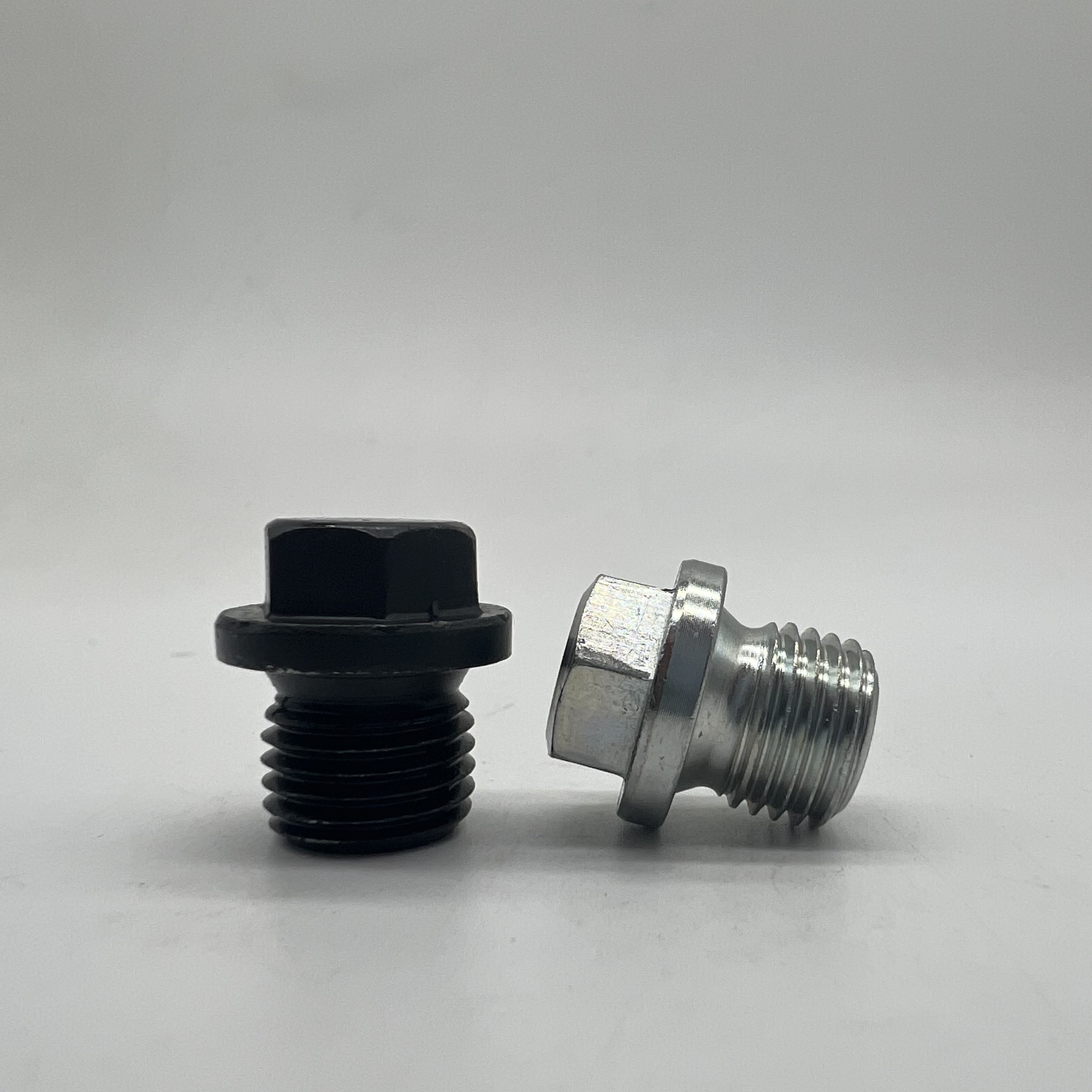 DIN910 Hex Flange Screw Plug M14x1.5x12 CNC Part Or Cold Forging Part