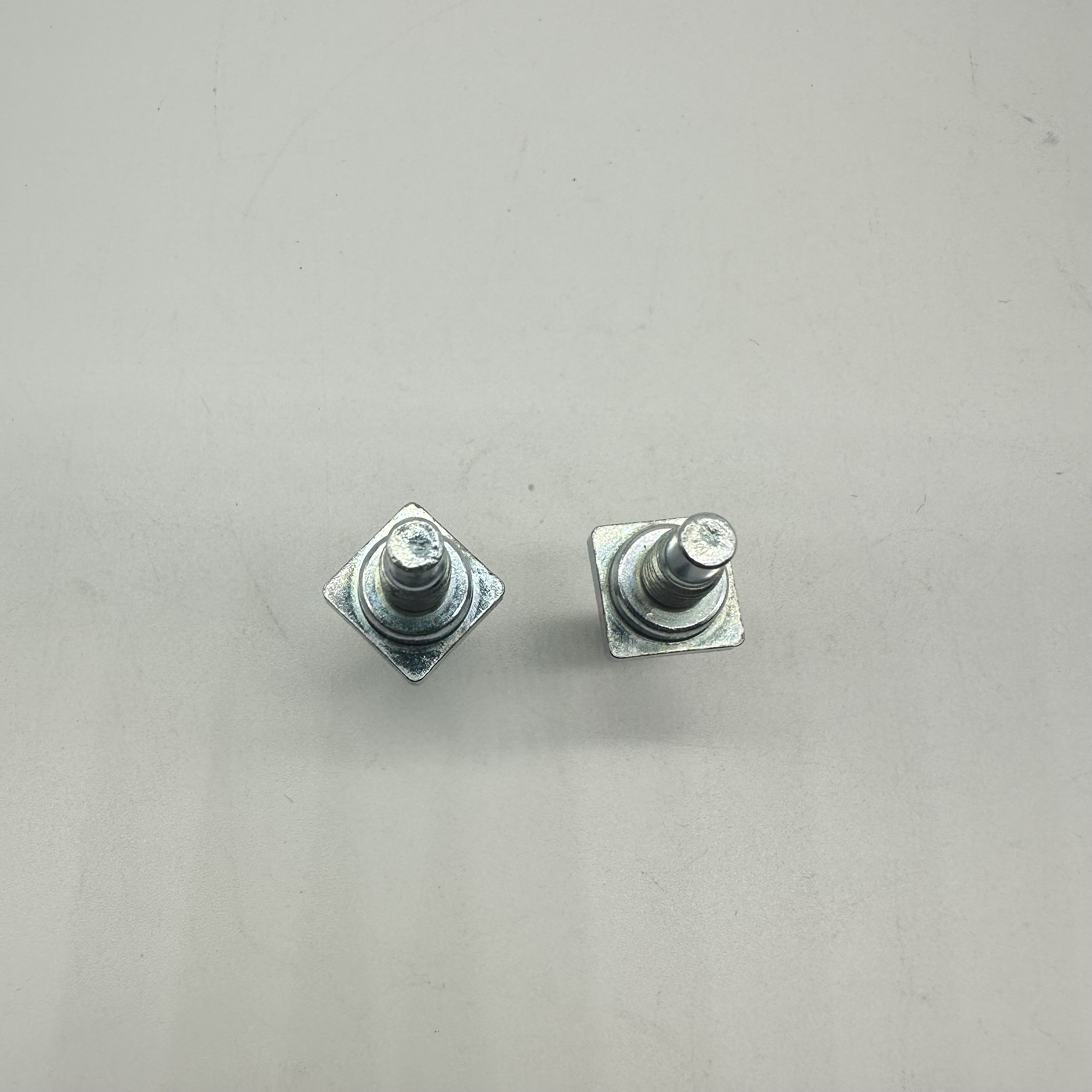 Special Bolt Special Screw Stud Screw for Electrical & Electronics Products
