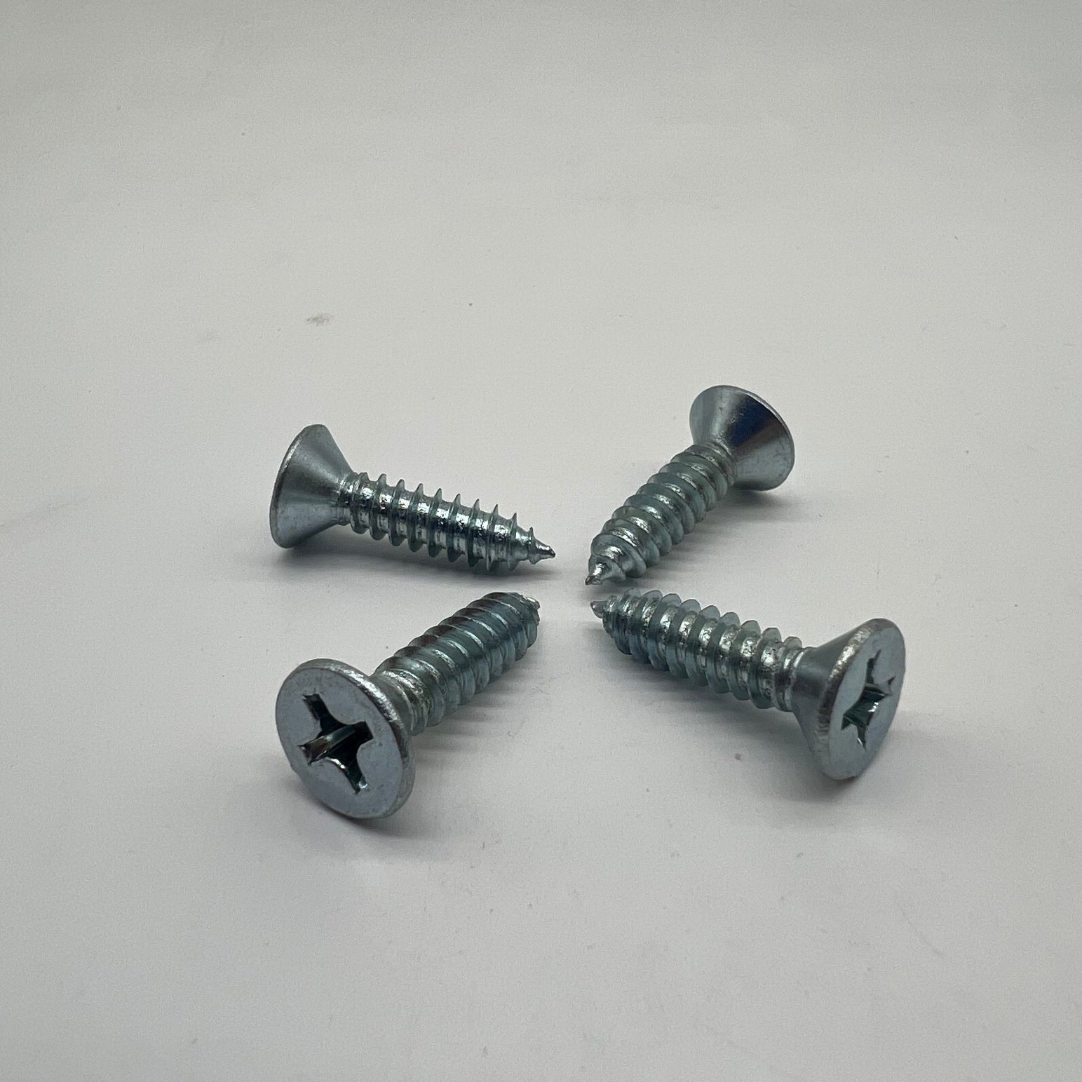 DIN7982 Csk Head Phillip Tapping Screw St6.3X25