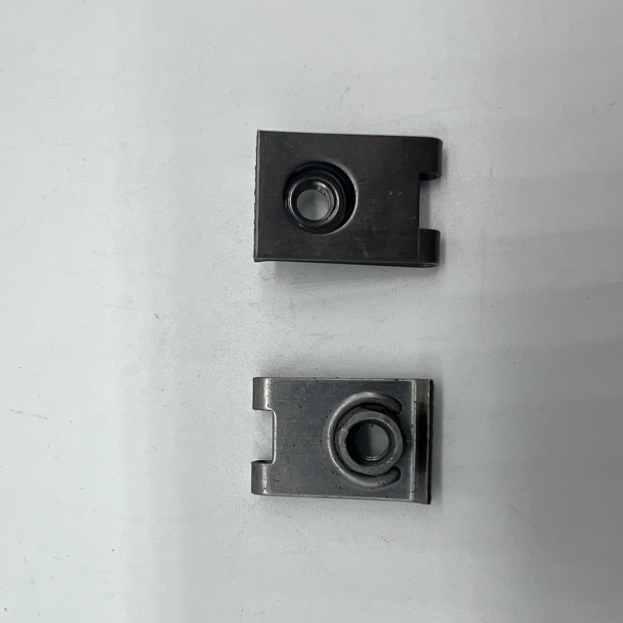 U Nut A75 24X16xm5 Clip Nut