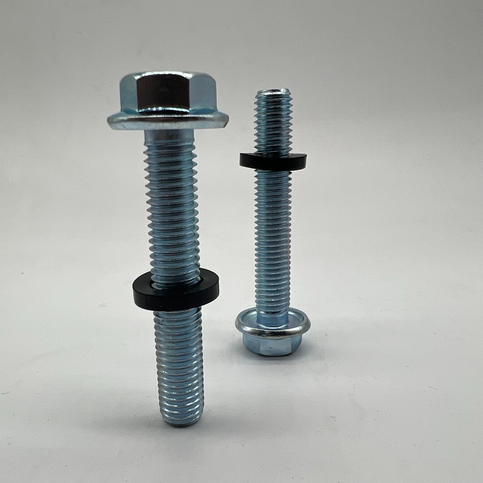 DIN6921 Hex Flange Bolt M10X60 Bolt for Silos