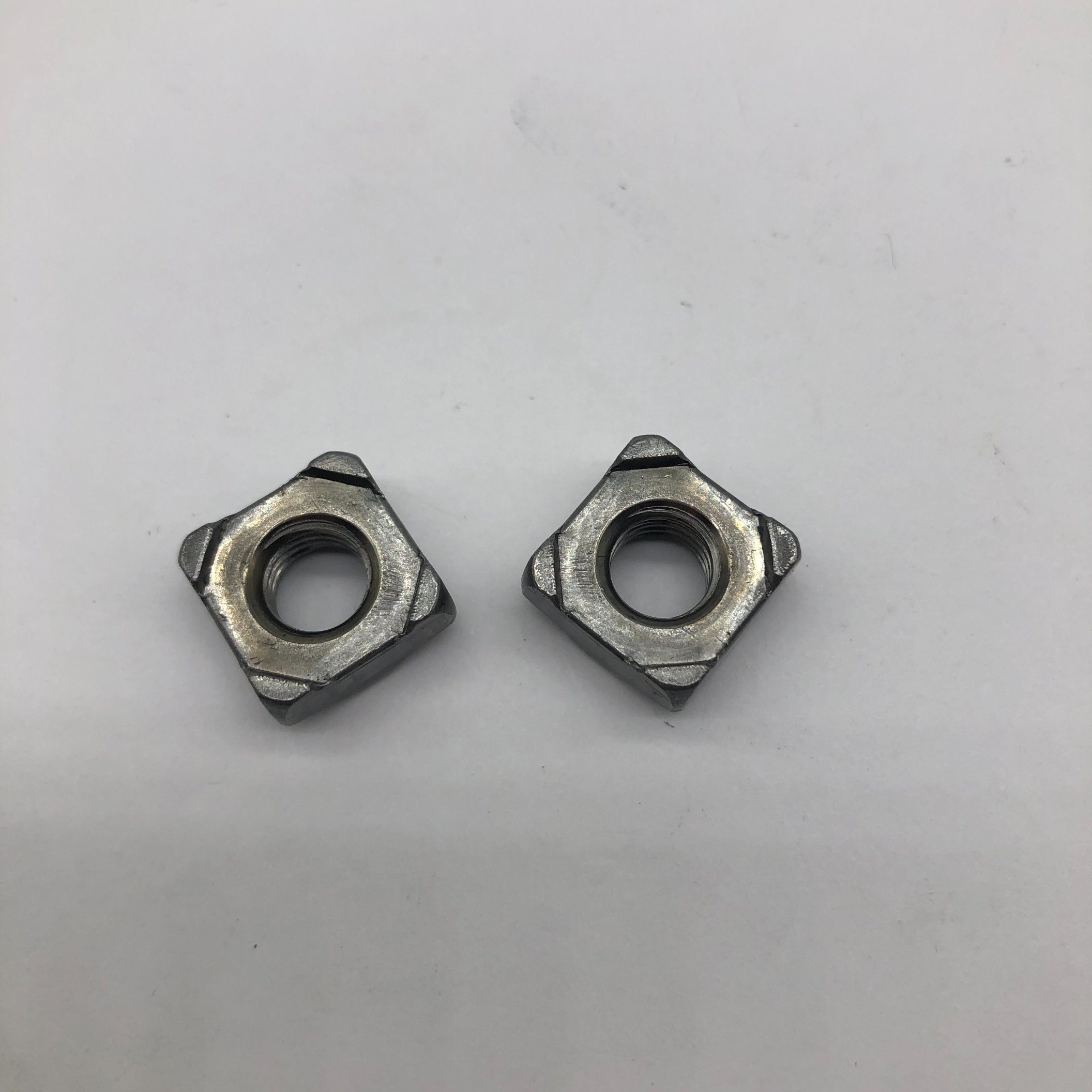 DIN928 Square Weld Nut Carbon Steel Cl8 Welding