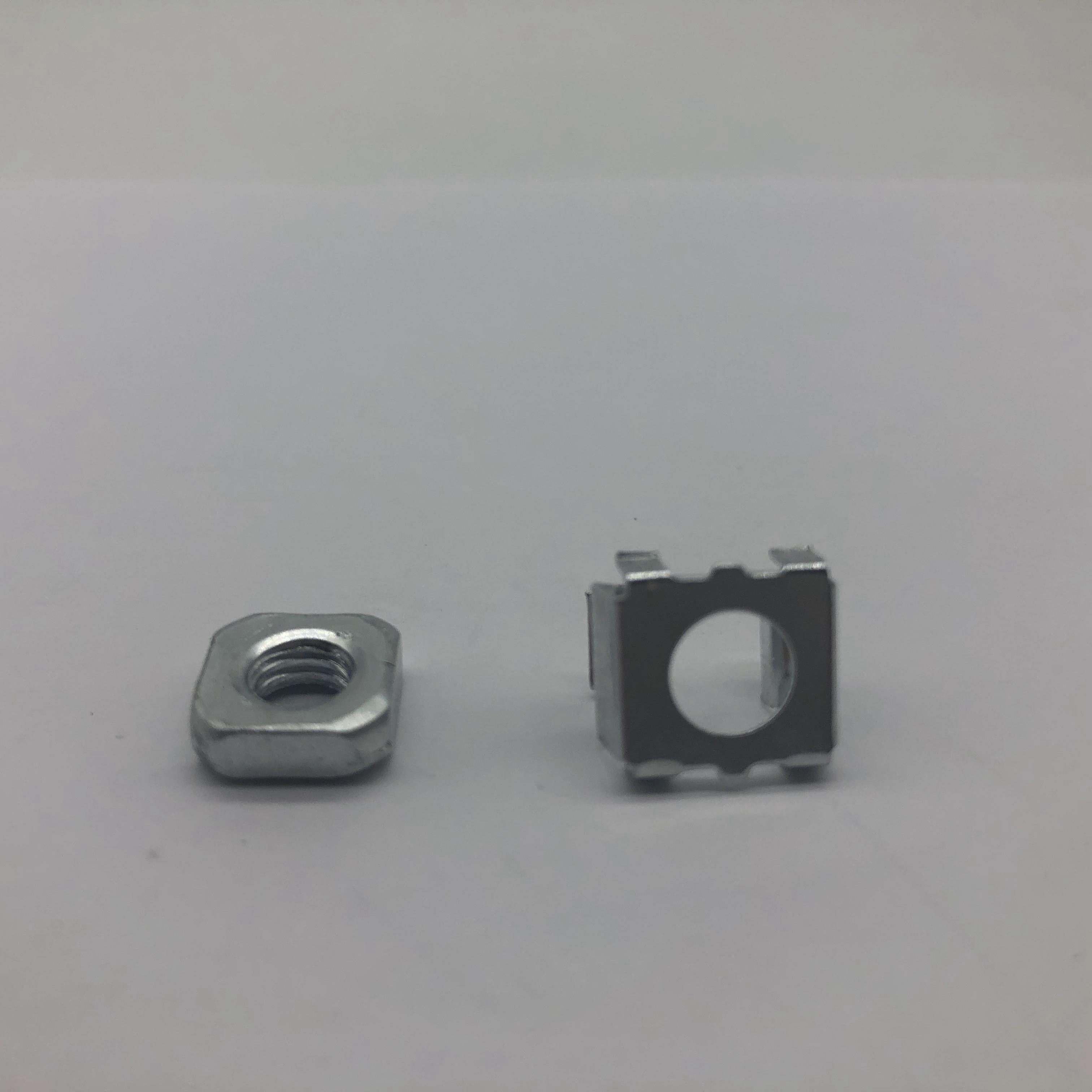 M6 Cage Nut 65mn Cage Zp Nut