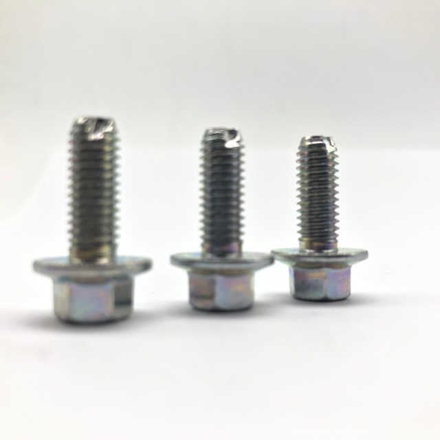 Hexagon Flange Removing Scraps Bolts Flange Screw M6X16