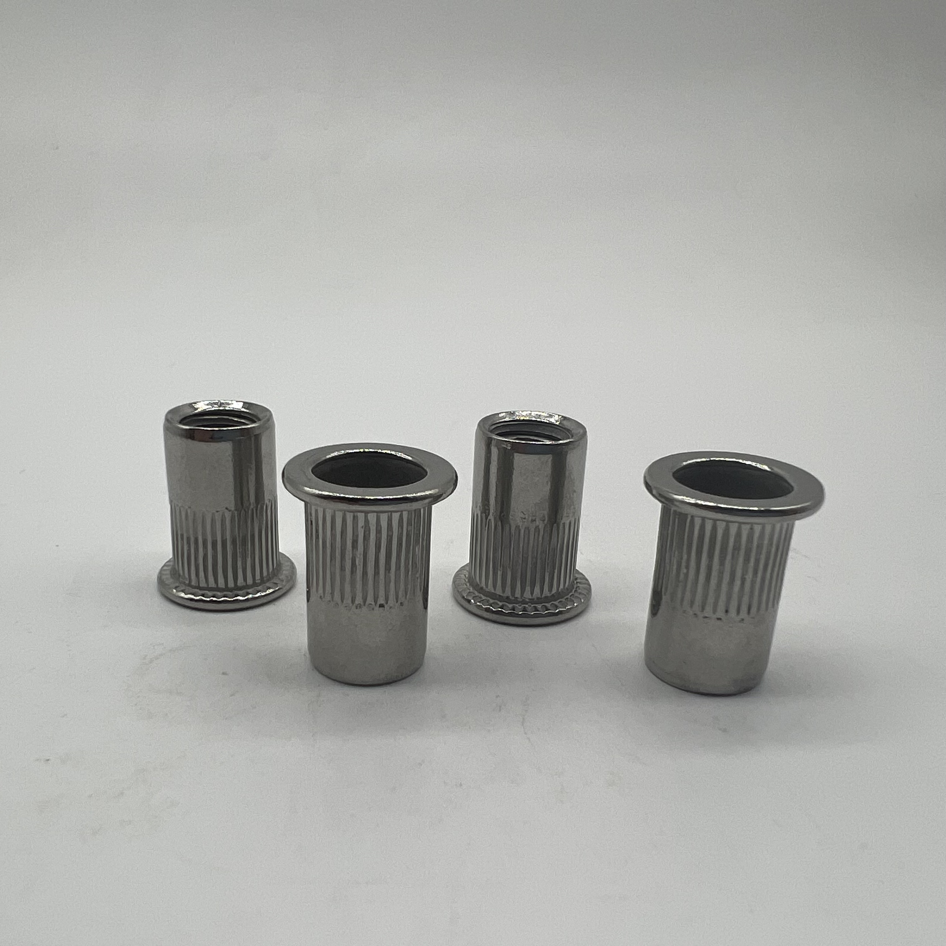 SS304 Rivet Nut M8 Stainless Steel Reduce Head Kunrled Body