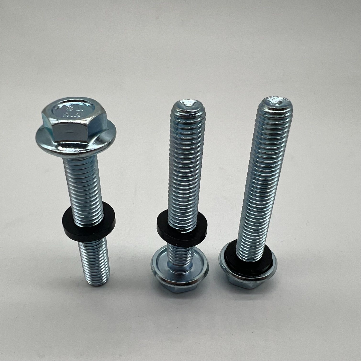 DIN6921 Hex Flange Bolt M10X60 Bolt for Silos