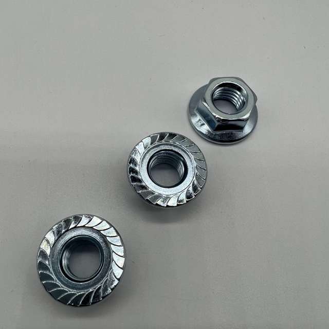DIN6923 Flange Nut M10 with Serration Class 8