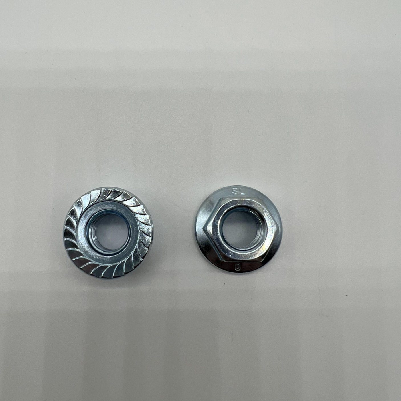 DIN6923 Flange Nut M10 with Serration Class 8