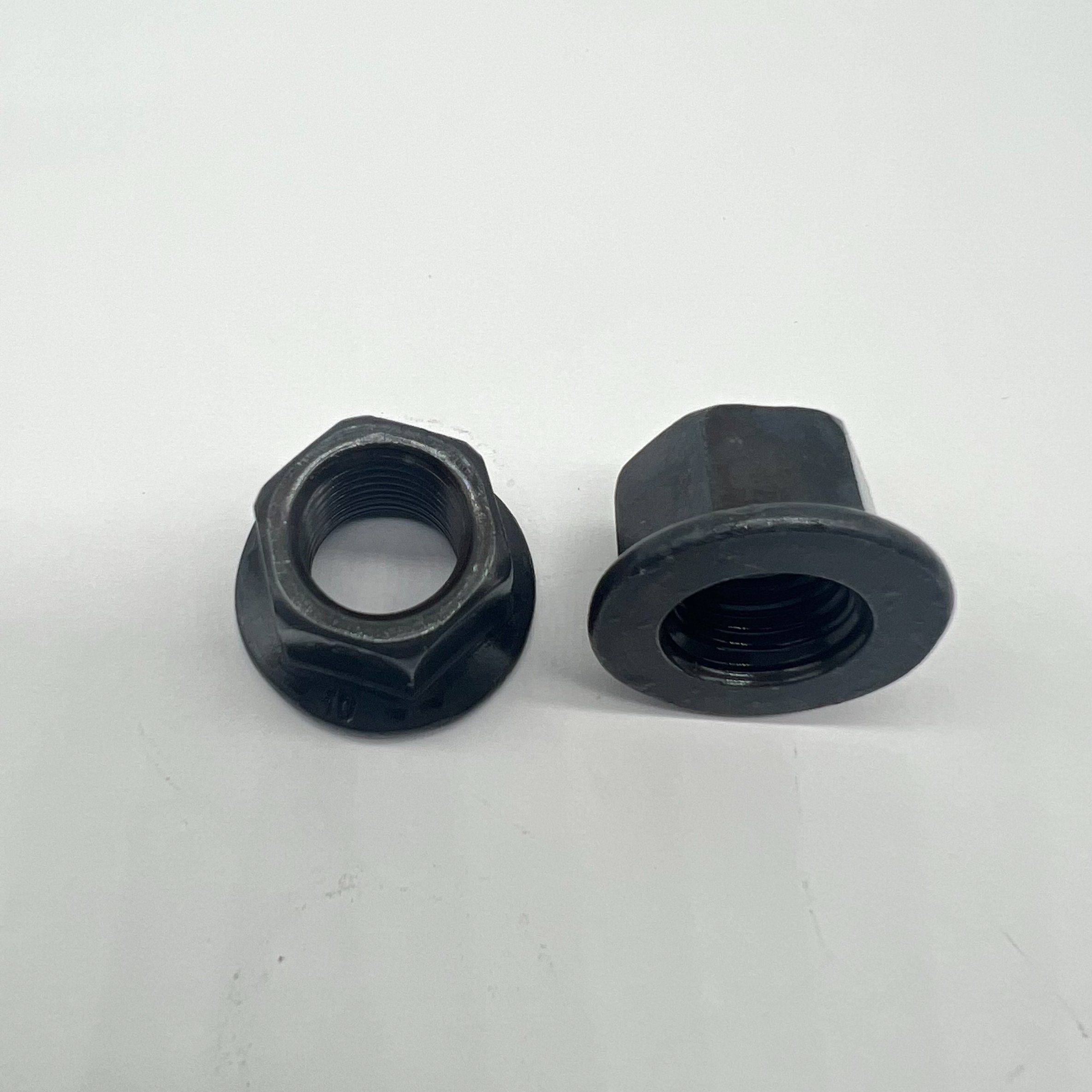 DIN74361 B M14X1.5 Flange Wheel Nut