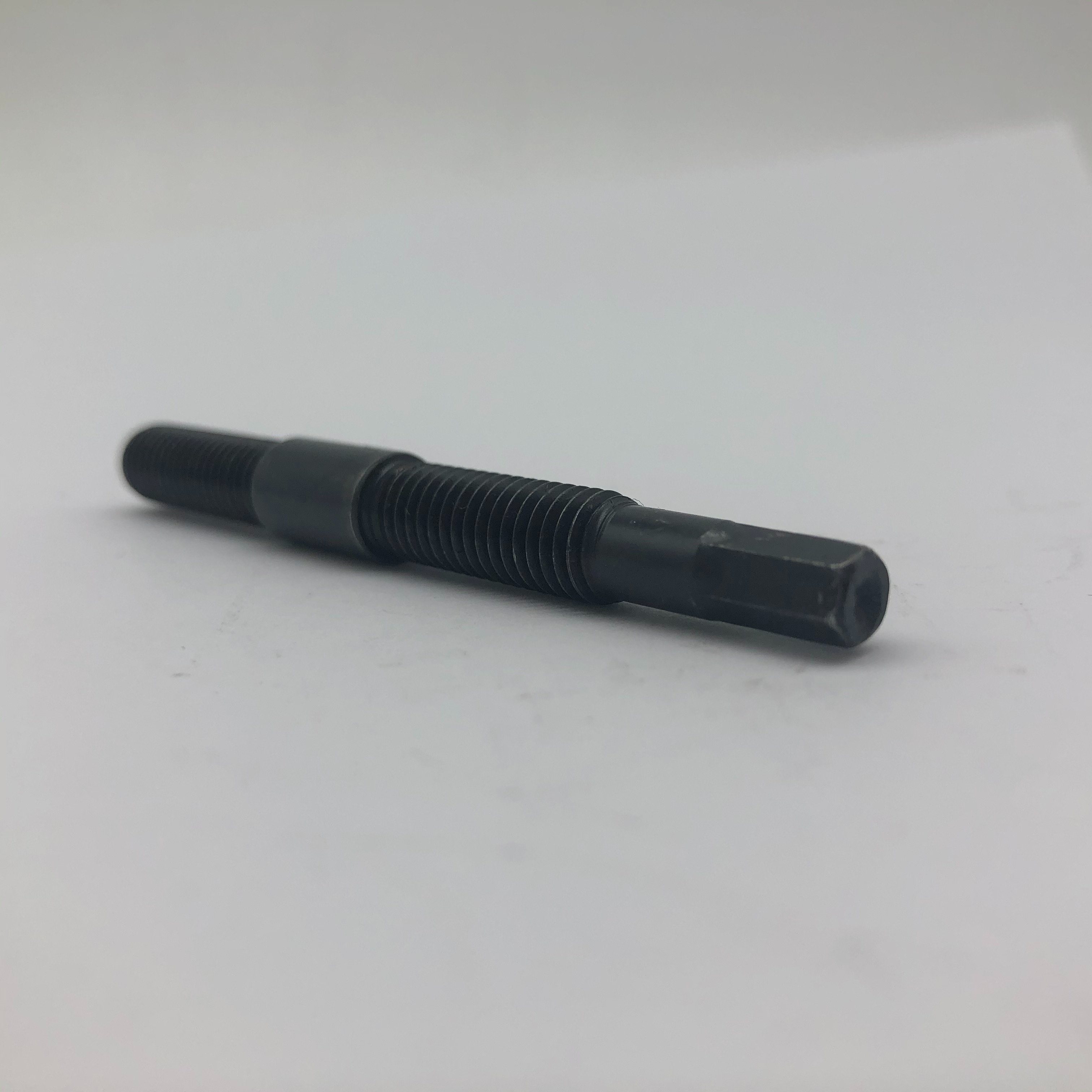 Hex Head Stud M8X1.25 for Ford Auto Parts Class 8.8