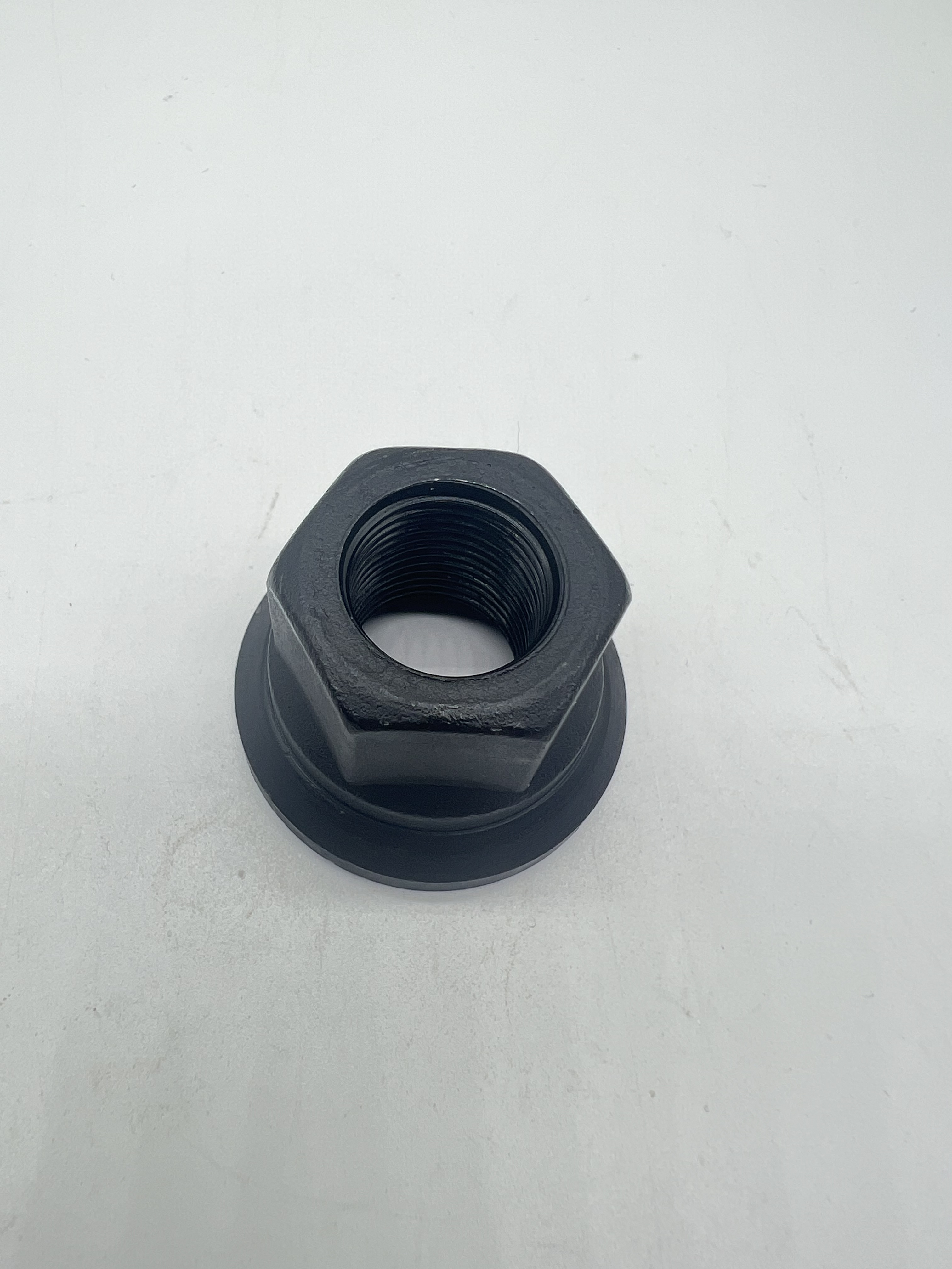 Truck Wheel Nut M18X1.5 class10 Wheel Hub Nut Phosphated Black 72hours