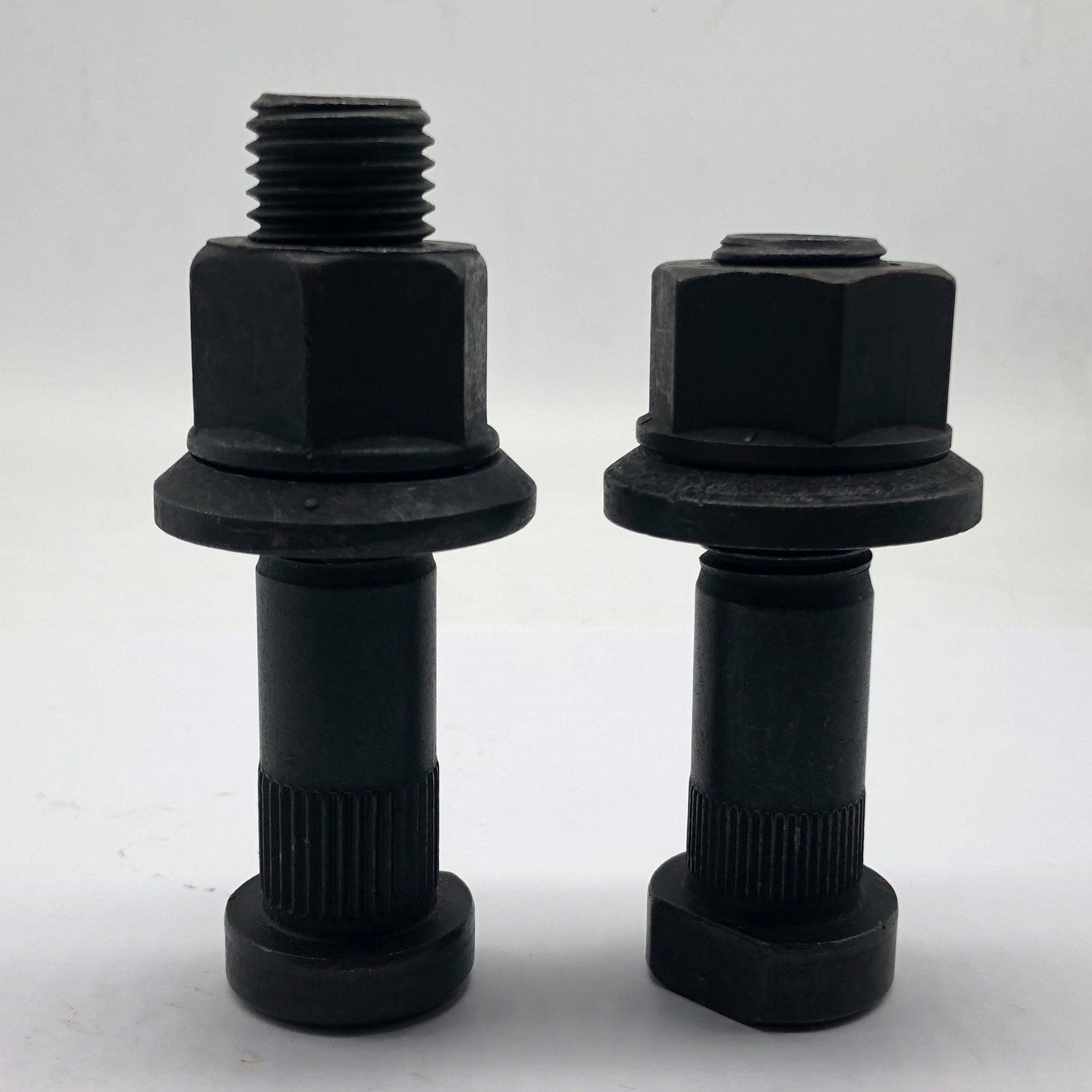 M22 Wheel Hub Bolt Wheel Hub Nut for Isuzu Trucks