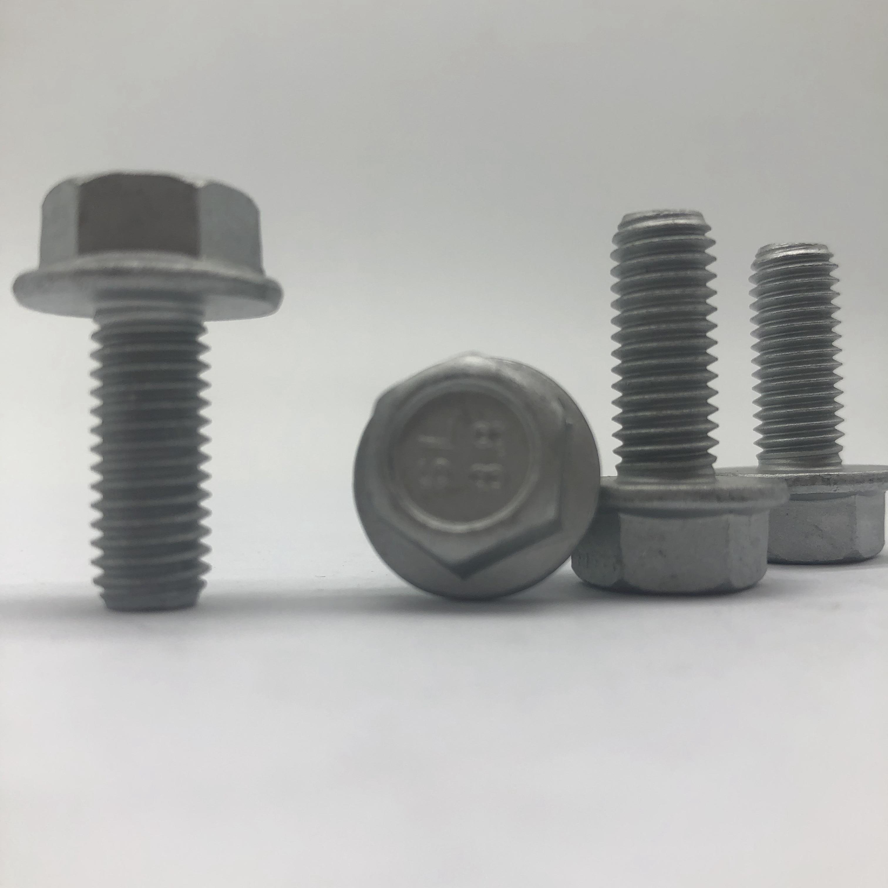 ISO15072 Flange Bolt Flange Screw Magni Geomet