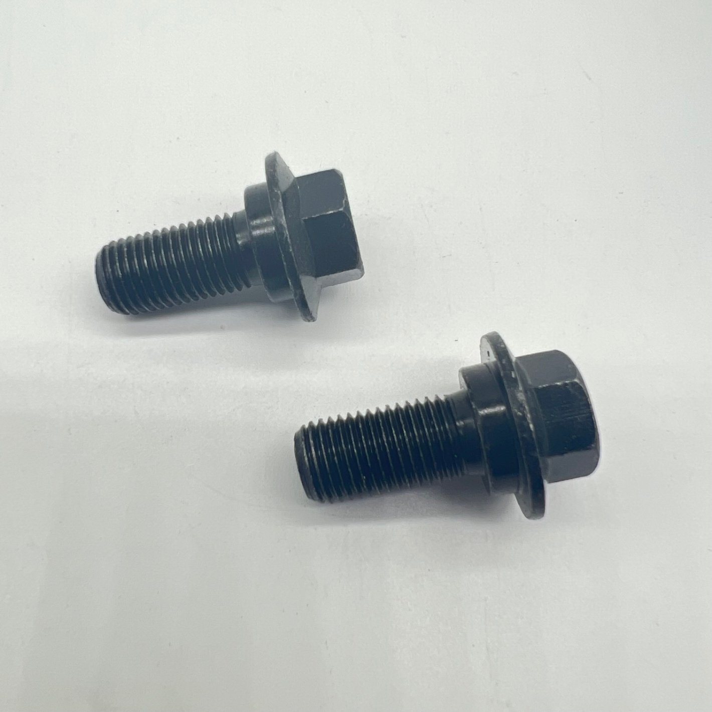 Seat Belt Bolt 7/16-20 Black Zinc Cr3+